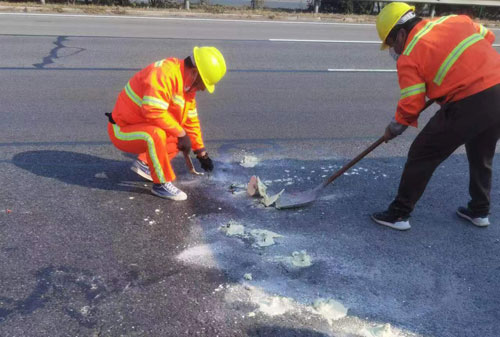 马鞍山公路下沉注浆加固